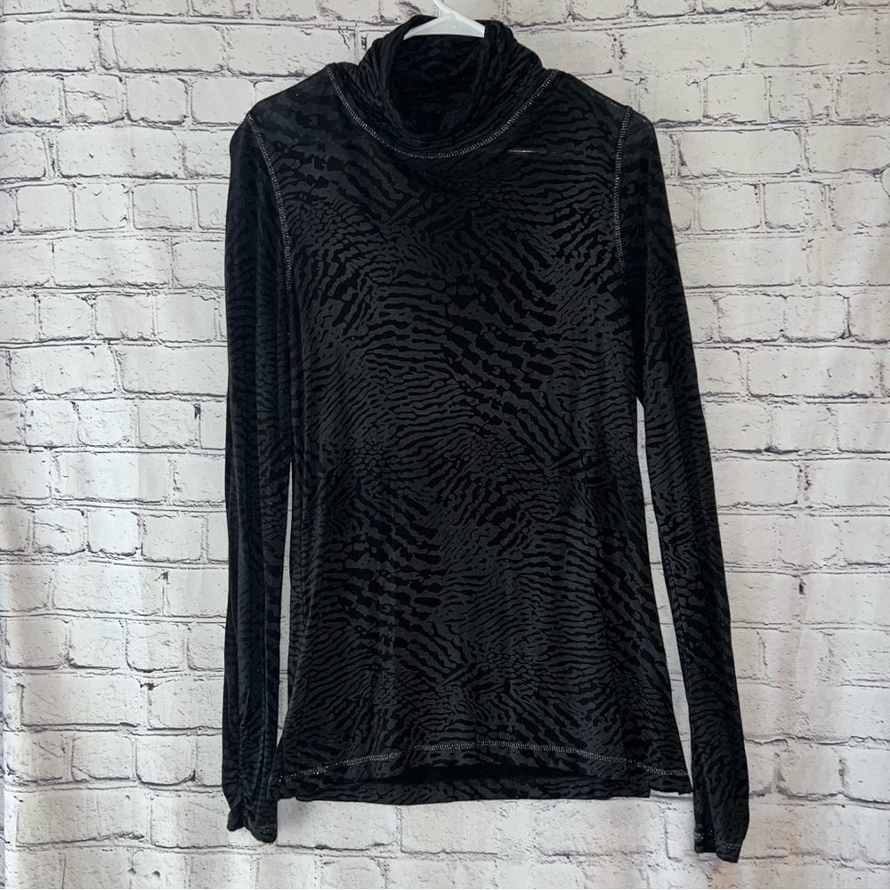 SNO SKINS Long Sleeve Dark Gray Animal Print Turtleneck Top Size Medium USA Made
